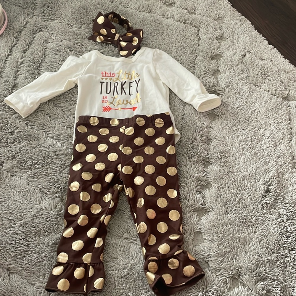 Thanksgiving/fall outfit sizing:9 months